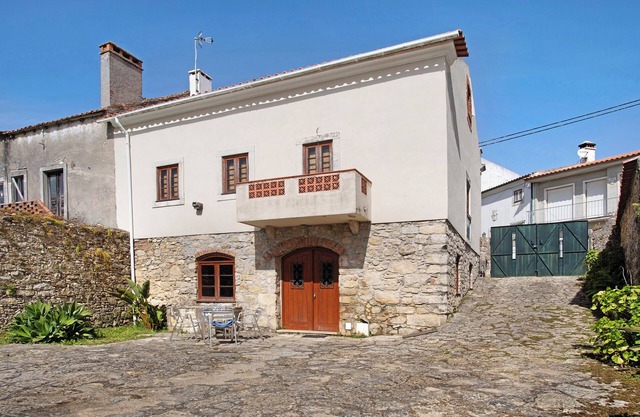 Villa "Silver Coast" with Mountain View & Garden
