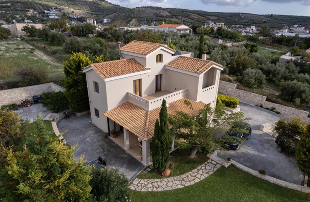 VILLA SMARAGDA