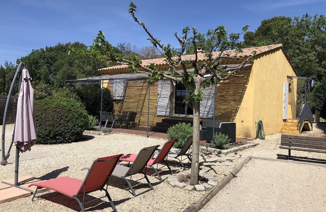 VILLA ST SATURNIN LES APT IN THE NATURAL PARK of the Luberon
