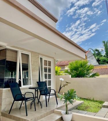 Villa Sultana Malang