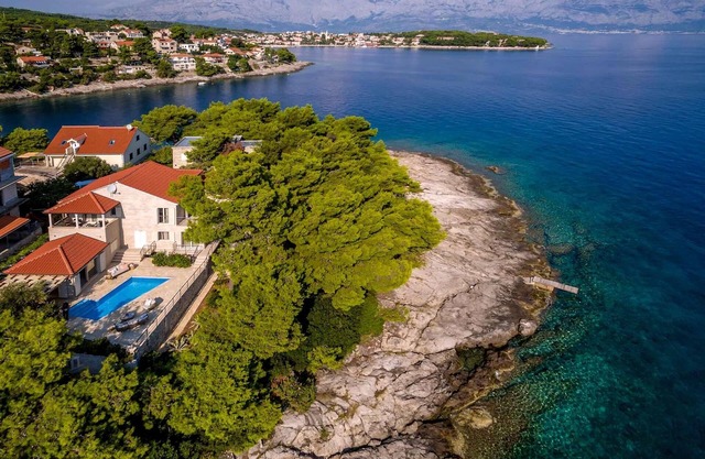 Villa Sumartin Selca, stunning, luxurious frontline 7 bedrooms villa amazing.