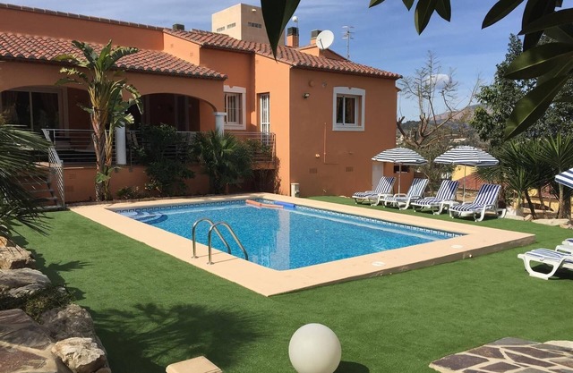 Villa 'Sundance 4bedrooms Heatedpool' with Private Pool, Wi-Fi and Air Conditioning