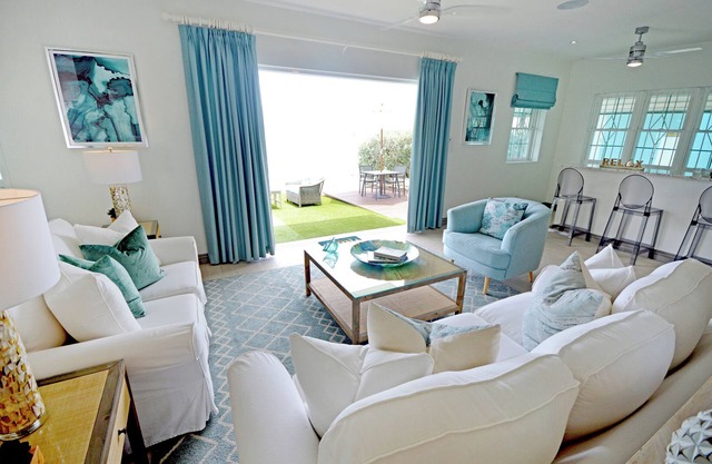 Villa Sunkissed on the beach