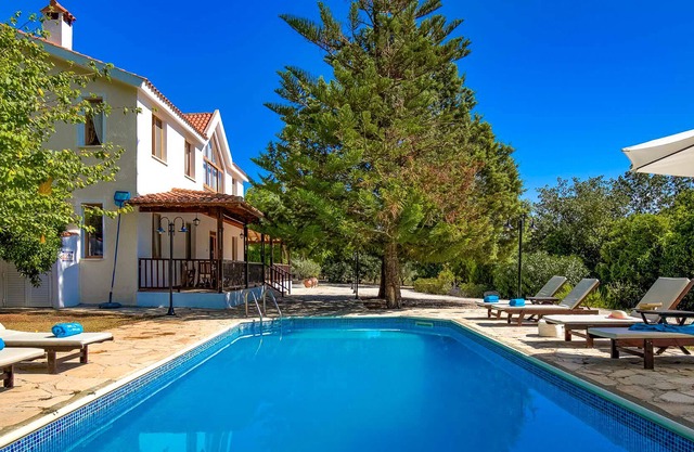 Villa Suzi, 5 Bedrooms, Private Pool, Secluded & Tranquil