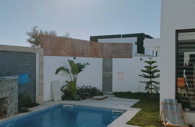 VILLA SWIMMINGPOOL Djerba Aghir AIR CONDITIONING - 5 BEDS - 5 min BEACH
