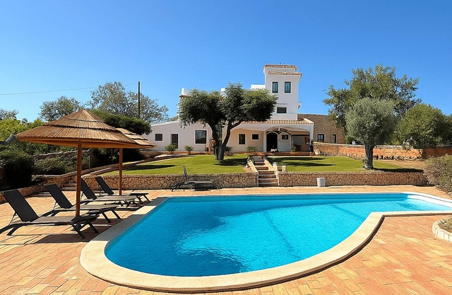 Villa Verde do Algarve | Eco-friendly countryside retreat | heated pool & annex.