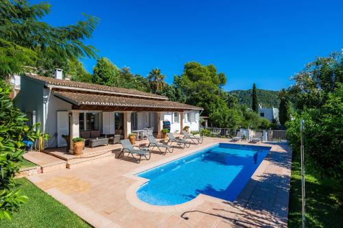 Villa Victoria