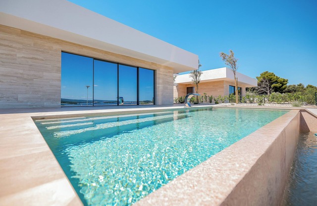 Villa View with breathtaking sea view, privacy, infinity pool, and jacuzzi