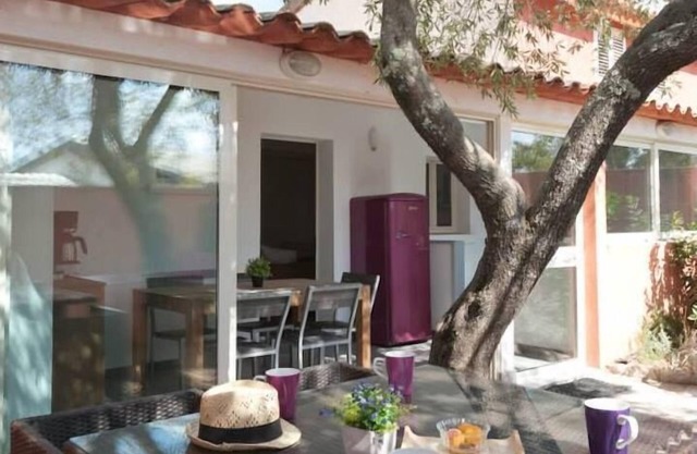 Villa Violetta, 4/5 pers, 2 bedrooms, shared pool in the heart of the Corsican maquis