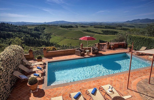 Villa Virna: A charming two-story historical villa, with Free WI-FI.