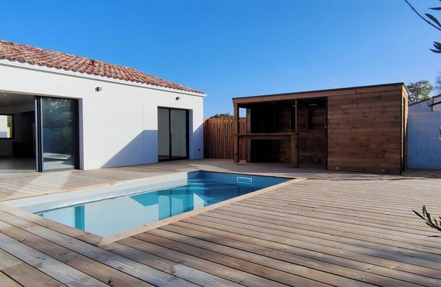 Villa with swimming pool near Les Sables d'Olonne