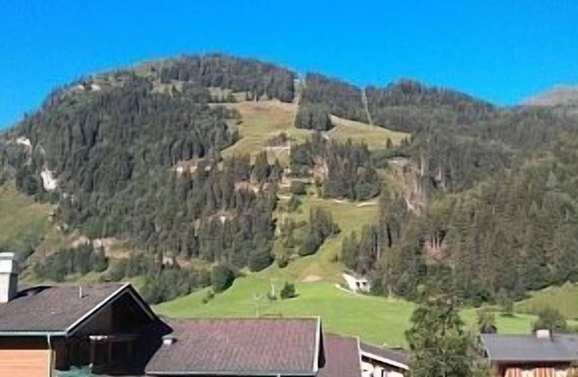 Villa With Amazing Views Of Ski Area And Valley