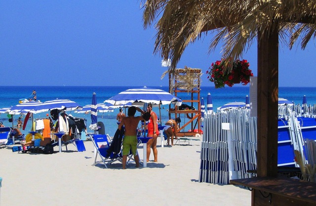 Villa with pool a few steps from the sea in the Isola delle Femmine Reserve!