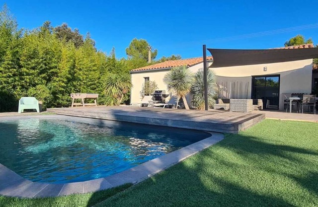 Villa with pool in a haven of peace