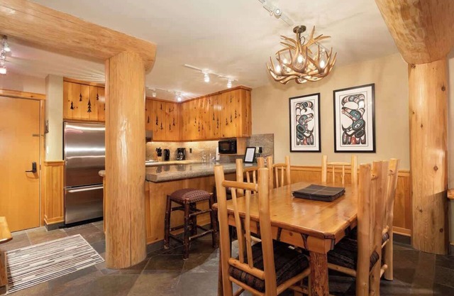 Village Condo w/Private Sauna, Air Con & Hot Tub