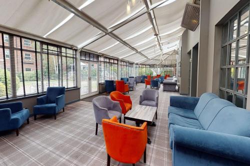 Village Hotel Chester St David's