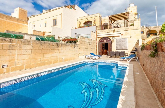Villayana Gozitan Farmhouse with pool - Happy Rentals