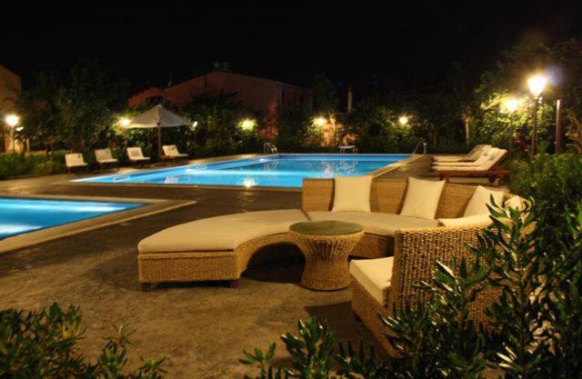 Ville dell'Eden con 9 camere da letto in 6 unità abitative