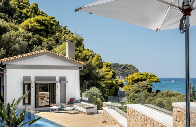 VinBlu Villa just a breath from the sea and the beautiful Agios Nikitas!