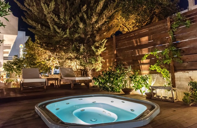 Vincenzo Family Hotel