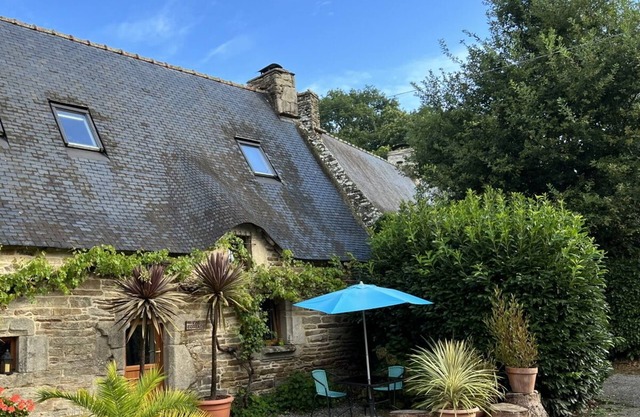 Vine Cottage - Vine, Bamboo and Wisteria Cottages. Peaceful countryside retreat.