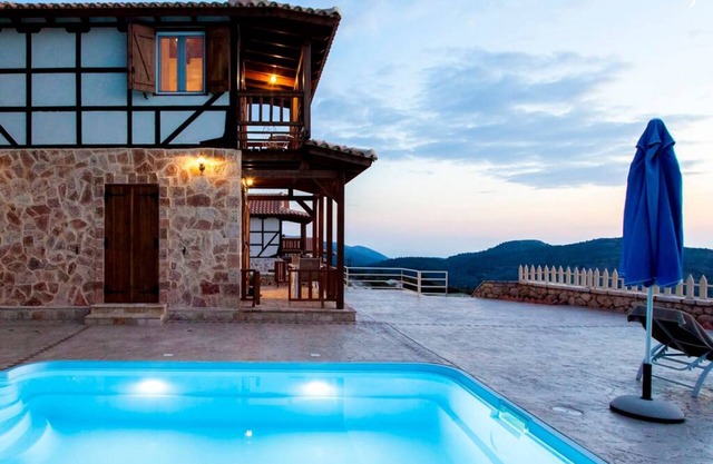 Vissala 2 Paeonia in Chortata