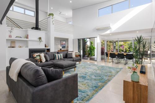 Vogue Design Footpath to the beach