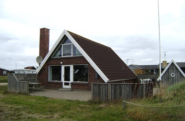 Vorupør. 110m2 nice holiday house located very near the North Sea. Internet