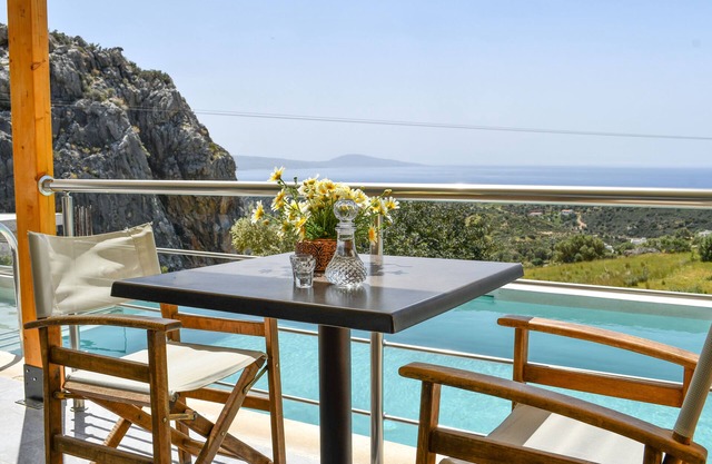 Vrachos Luxury Home 2