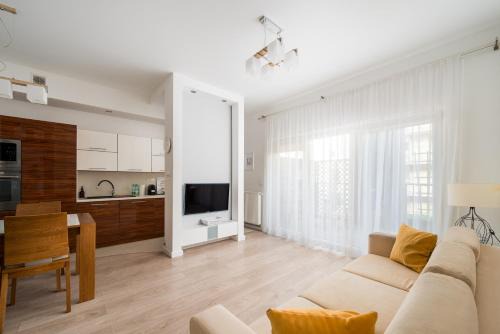 Włochy Fasolowa 2-Bedroom Apartment