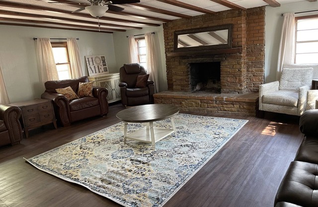 Wagon Wheel House – Nature & Wildlife Stay