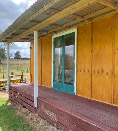 Waitomo Farmstay - Morepork Cabin 7