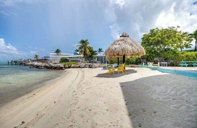 Walk to Beach: Florida Keys Gem w/Ocean Views