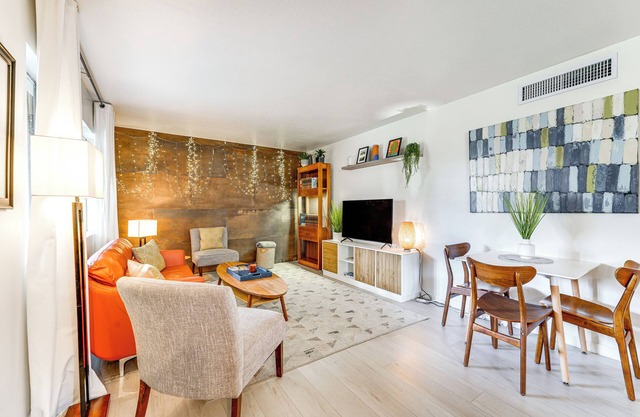 Walk to Old Town: Chic Scottsdale Condo w/Pool!
