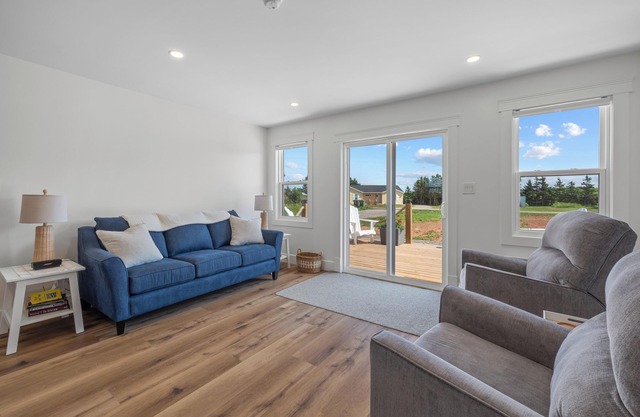 Walk To Stunning Beach- Cottage With Hot Tub- Little Sandy Cottage Darnley PEI