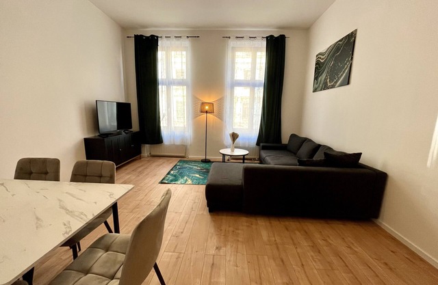 Walking distance to the center, near the arena