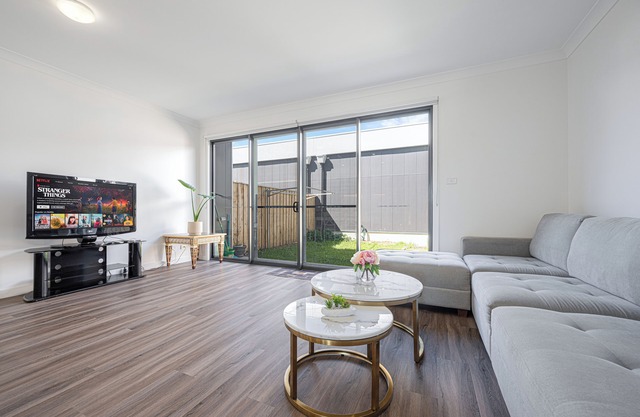 Warm 4br house｜bathtub｜parking&WIFI