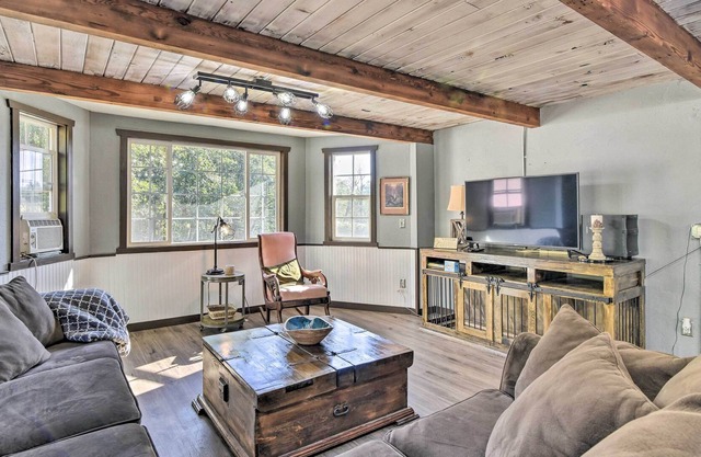 Washougal Country Escape Near Gorge Hikes!