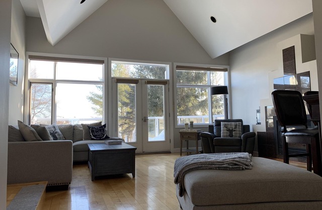 Waterfront Guest Suite