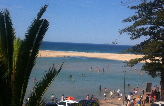 Waterfront Holiday Apartment, north facing, superb 180 deg views, sunny balcony