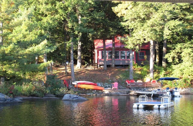 Waterfront In Adirondacks Region, Hot Tub, Pontoon Boat, Kayaks, Paddle Board