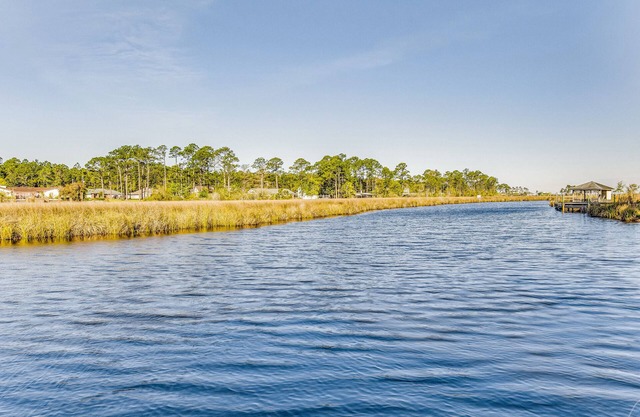 Waterfront, Kayaks, Dog-friendly