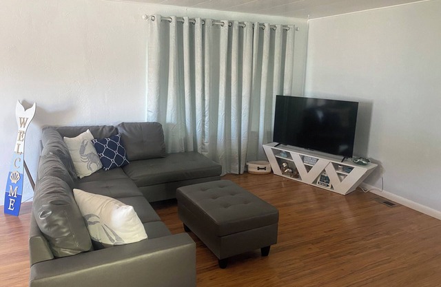 Waterfront mobile home with AC in Key Largo - 3 bedroom