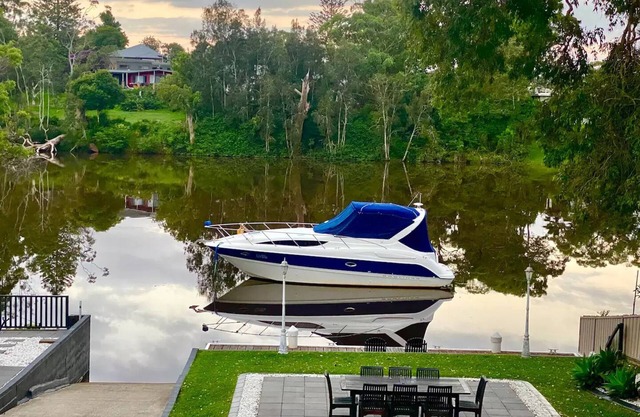 Waterfront Paradise with Jetty, Kayaks, BBQ, & more