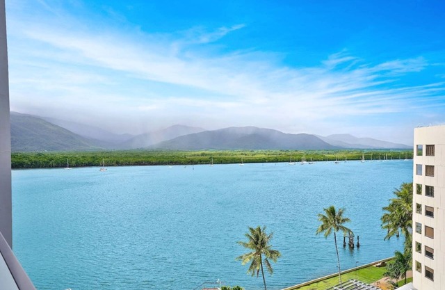Waterfront Retreat at Harbour Lights – Stylish Apartment with Stunning Ocean Views!