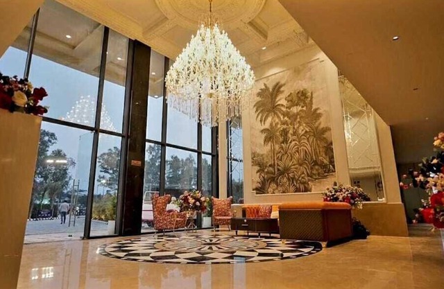 Wedcation by Tivoli, Israna