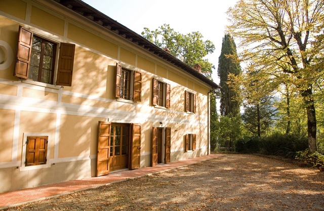 Wedding in Benfenati's villa, with amazing private pool in Tuscany.