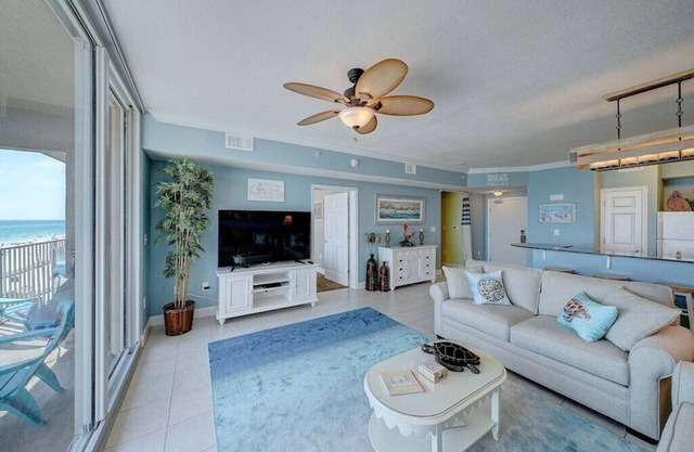 Weekend Getaway ~ Sept 26 - 28th! Beautiful 2nd floor!
