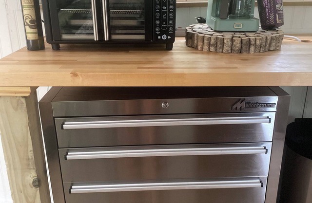 Welcome aboard The Katmandu at Wappapello Lake