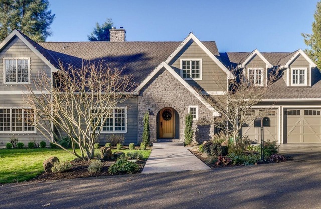 Welcome to our Luxury Memory Lane Hideaway